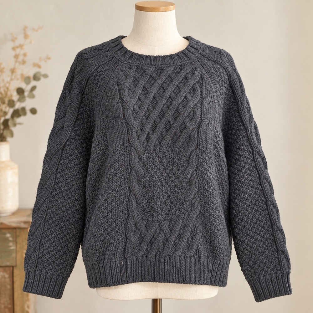 American Eagle Mens XL Gray Cable Knit Sweater Crew Neck Pullover Raglan Sleeve